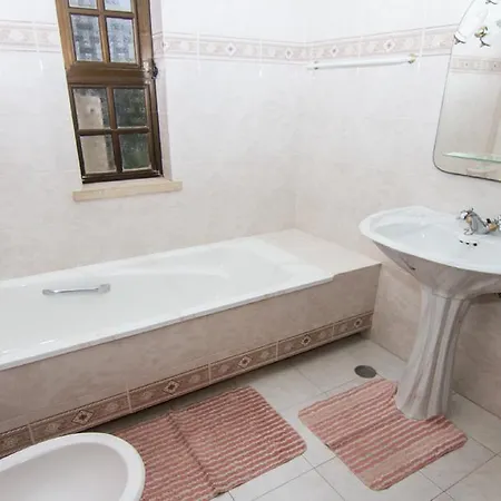 فيلة Akivillas Quiet Ii *